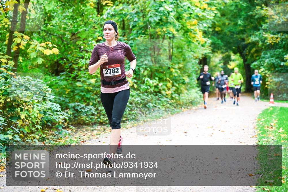 12.10.2025 - Bramfelder Halbmarathon 2025 Dr. Thomas Lammeyer http://msf.ph/oto/9341934 12.10.2025 09:53:25 Laufen 2782 meine-sportfotos.de