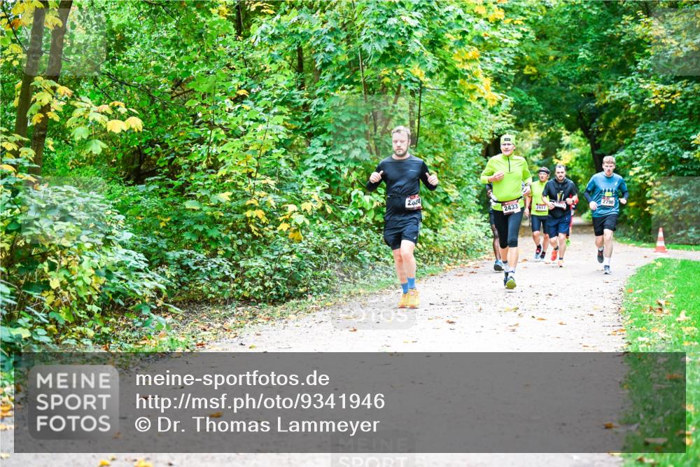 12.10.2025 - Bramfelder Halbmarathon 2025 Dr. Thomas Lammeyer http://msf.ph/oto/9341946 12.10.2025 09:53:29 Laufen 2024, 2433, 2917, 2790 meine-sportfotos.de