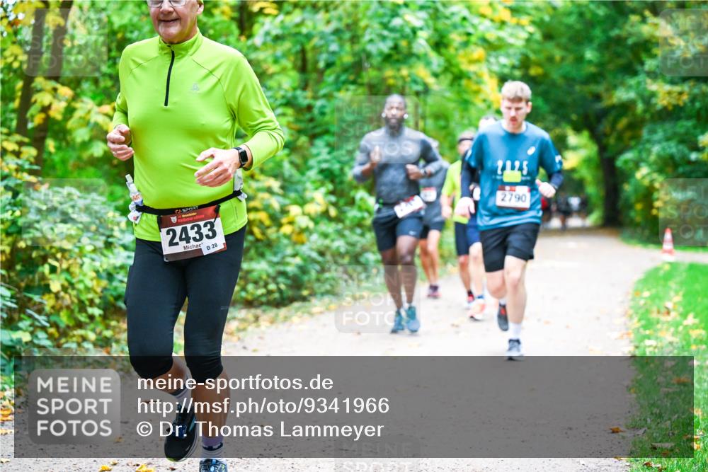 12.10.2025 - Bramfelder Halbmarathon 2025 Dr. Thomas Lammeyer http://msf.ph/oto/9341966 12.10.2025 09:53:33 Laufen 34, 2433, 28, 2125, 2790 meine-sportfotos.de
