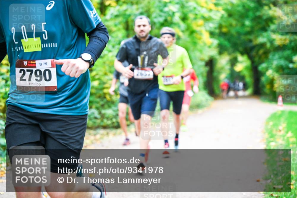 12.10.2025 - Bramfelder Halbmarathon 2025 Dr. Thomas Lammeyer http://msf.ph/oto/9341978 12.10.2025 09:53:35 Laufen 2025, 75, 2790, 2657 meine-sportfotos.de