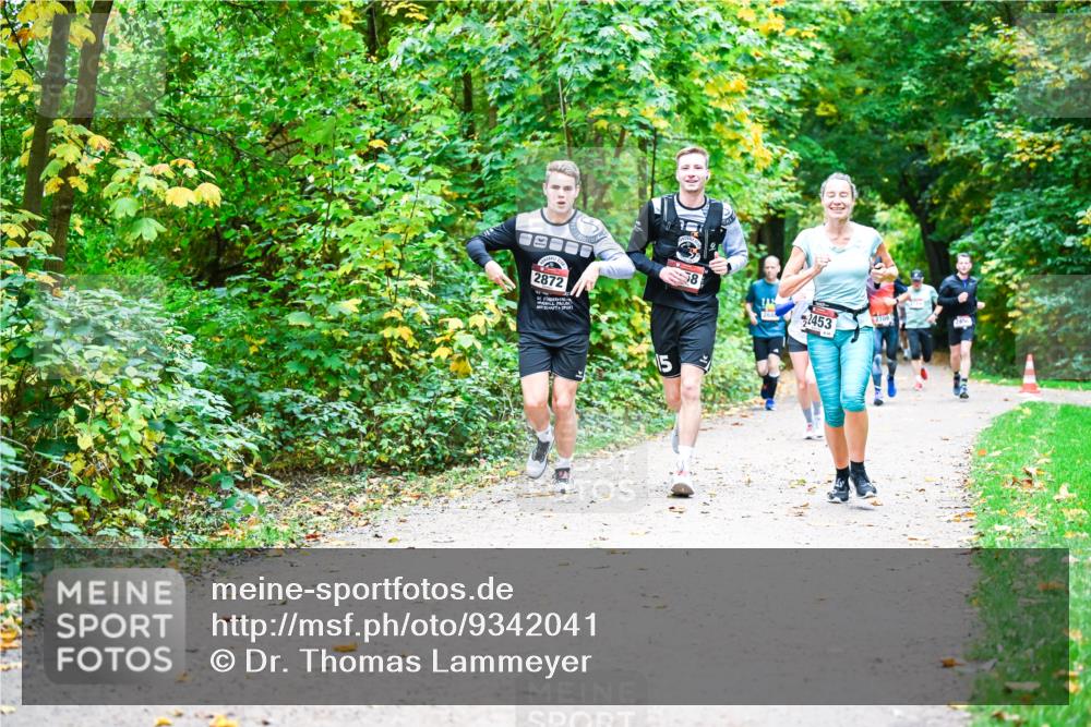 12.10.2025 - Bramfelder Halbmarathon 2025 Dr. Thomas Lammeyer http://msf.ph/oto/9342041 12.10.2025 09:53:50 Laufen  meine-sportfotos.de