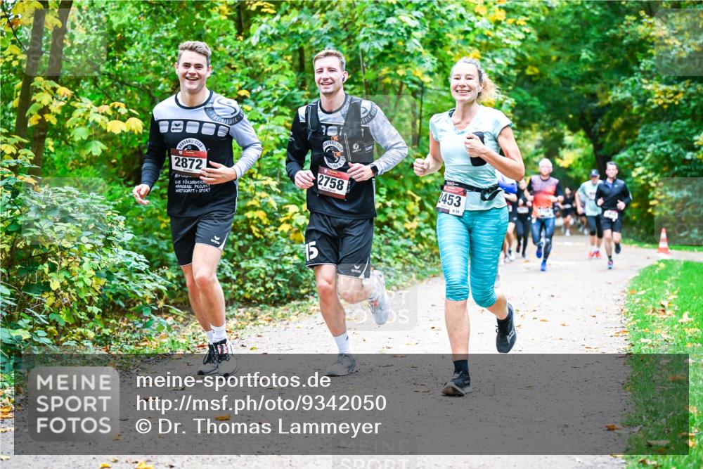 12.10.2025 - Bramfelder Halbmarathon 2025 Dr. Thomas Lammeyer http://msf.ph/oto/9342050 12.10.2025 09:53:52 Laufen 2872, 15, 2758, 1453, 8, 58 meine-sportfotos.de
