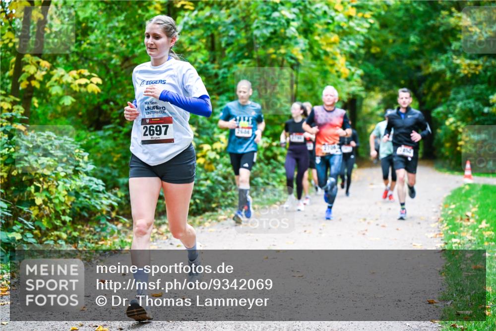 12.10.2025 - Bramfelder Halbmarathon 2025 Dr. Thomas Lammeyer http://msf.ph/oto/9342069 12.10.2025 09:53:55 Laufen 2697 meine-sportfotos.de
