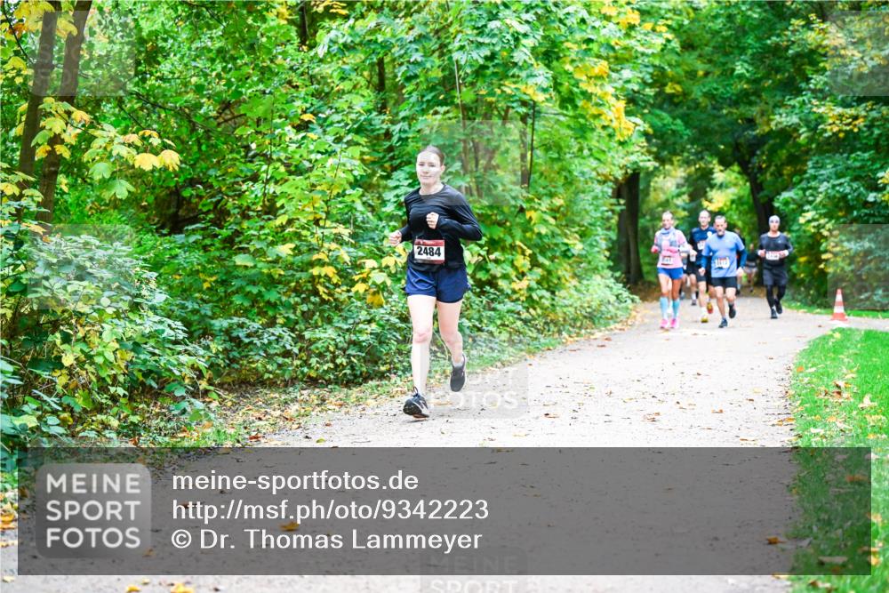12.10.2025 - Bramfelder Halbmarathon 2025 Dr. Thomas Lammeyer http://msf.ph/oto/9342223 12.10.2025 09:54:21 Laufen 2484 meine-sportfotos.de