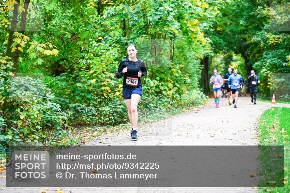 12.10.2025 - Bramfelder Halbmarathon 2025 Dr. Thomas Lammeyer http://msf.ph/oto/9342225 12.10.2025 09:54:21 Laufen 2484 meine-sportfotos.de