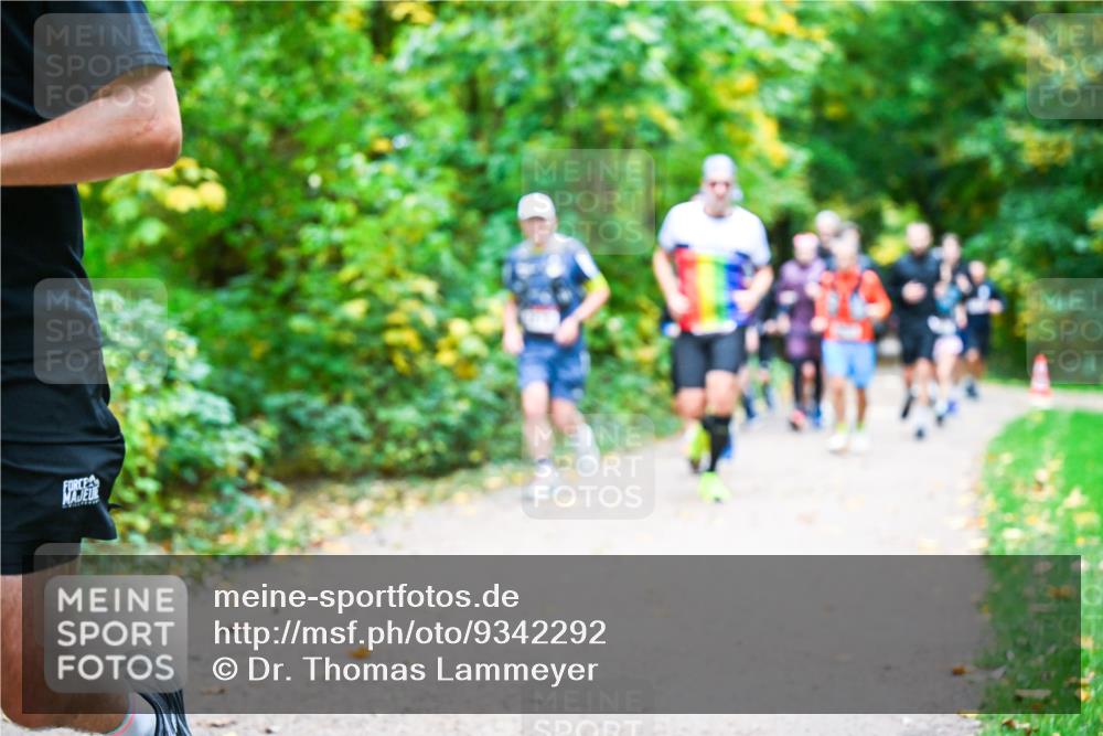 12.10.2025 - Bramfelder Halbmarathon 2025 Dr. Thomas Lammeyer http://msf.ph/oto/9342292 12.10.2025 09:54:32 Laufen  meine-sportfotos.de
