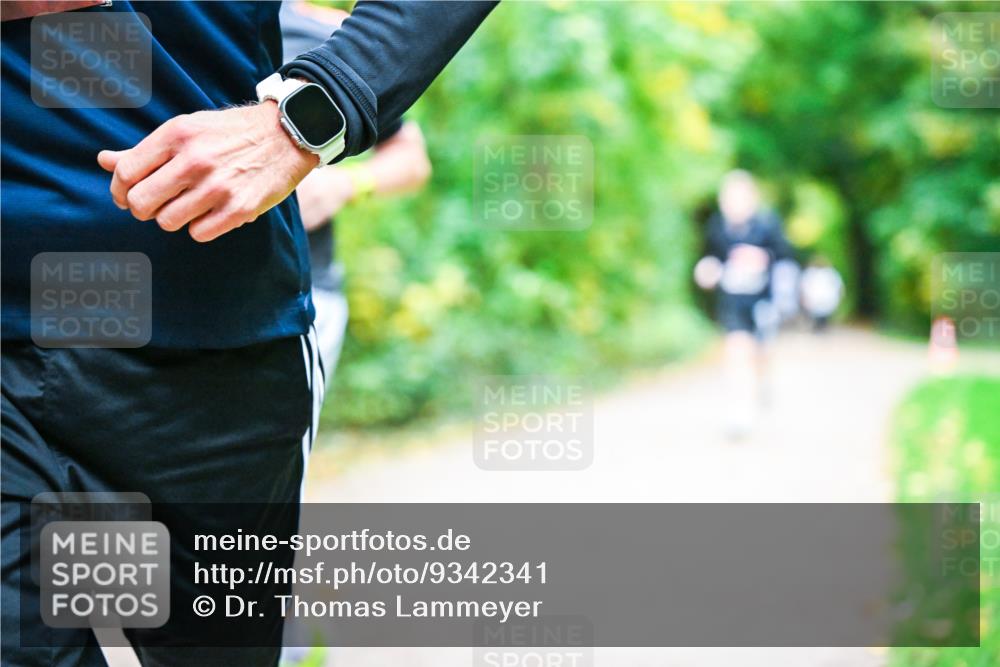12.10.2025 - Bramfelder Halbmarathon 2025 Dr. Thomas Lammeyer http://msf.ph/oto/9342341 12.10.2025 09:54:41 Laufen  meine-sportfotos.de
