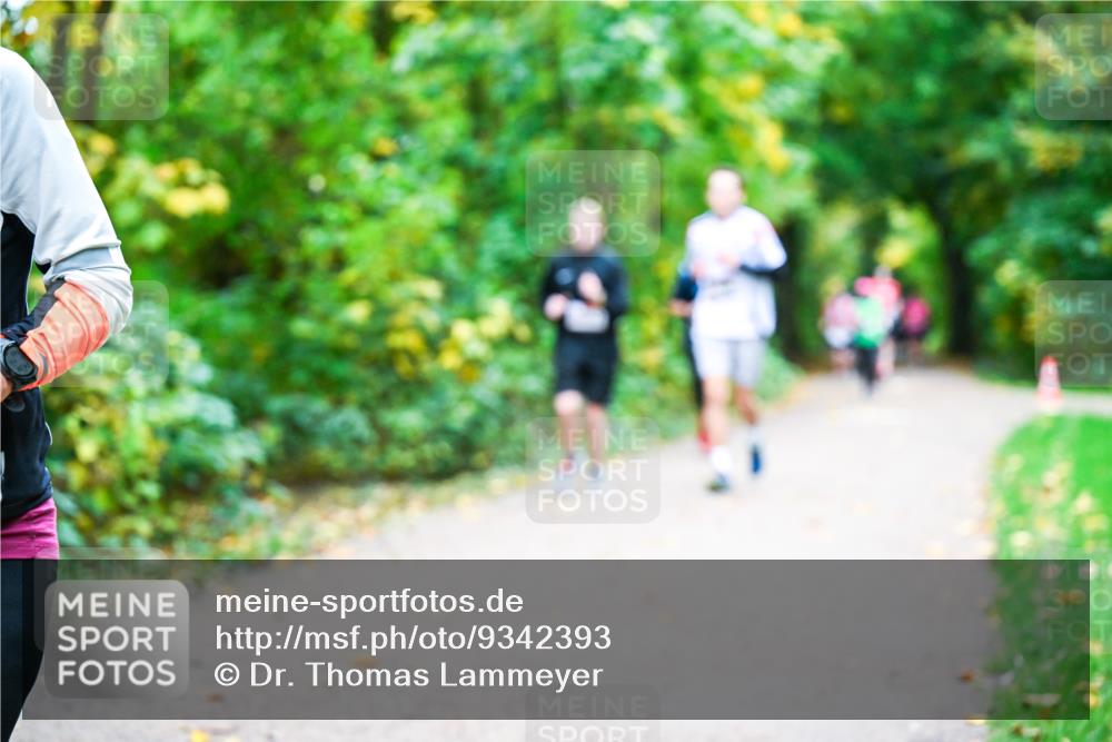 12.10.2025 - Bramfelder Halbmarathon 2025 Dr. Thomas Lammeyer http://msf.ph/oto/9342393 12.10.2025 09:54:53 Laufen  meine-sportfotos.de