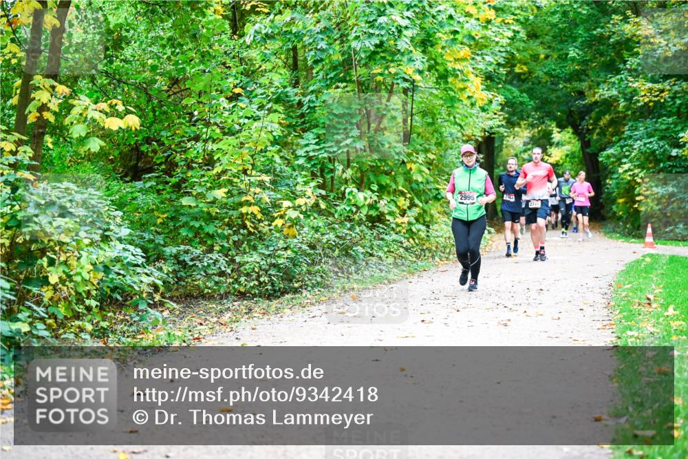 12.10.2025 - Bramfelder Halbmarathon 2025 Dr. Thomas Lammeyer http://msf.ph/oto/9342418 12.10.2025 09:54:58 Laufen 2995, 2770 meine-sportfotos.de