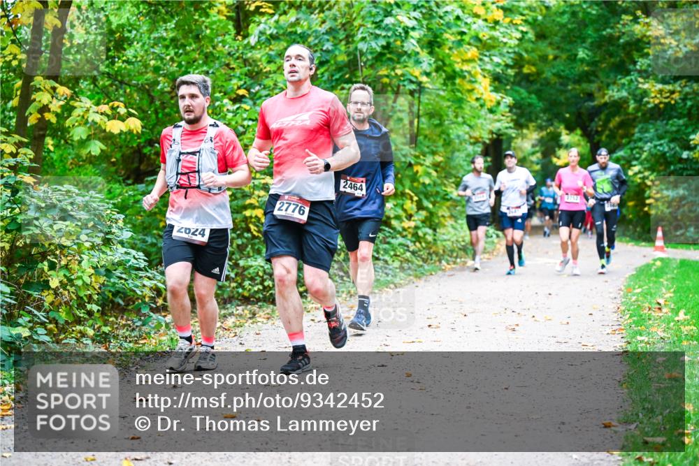 12.10.2025 - Bramfelder Halbmarathon 2025 Dr. Thomas Lammeyer http://msf.ph/oto/9342452 12.10.2025 09:55:04 Laufen 2014, 2776, 2464 meine-sportfotos.de