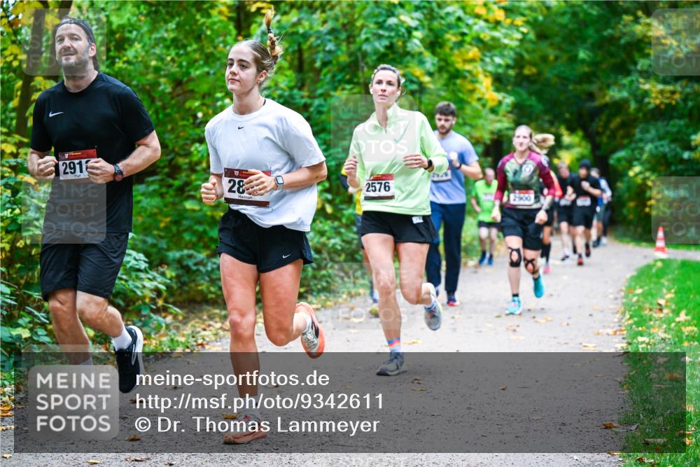 12.10.2025 - Bramfelder Halbmarathon 2025 Dr. Thomas Lammeyer http://msf.ph/oto/9342611 12.10.2025 09:55:29 Laufen 291, 28, 2576 meine-sportfotos.de