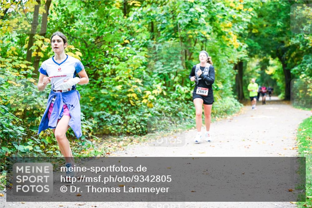 12.10.2025 - Bramfelder Halbmarathon 2025 Dr. Thomas Lammeyer http://msf.ph/oto/9342805 12.10.2025 09:56:02 Laufen 23, 2667 meine-sportfotos.de