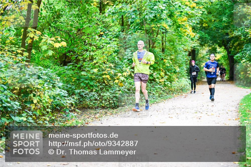 12.10.2025 - Bramfelder Halbmarathon 2025 Dr. Thomas Lammeyer http://msf.ph/oto/9342887 12.10.2025 09:56:24 Laufen 4, 2629 meine-sportfotos.de
