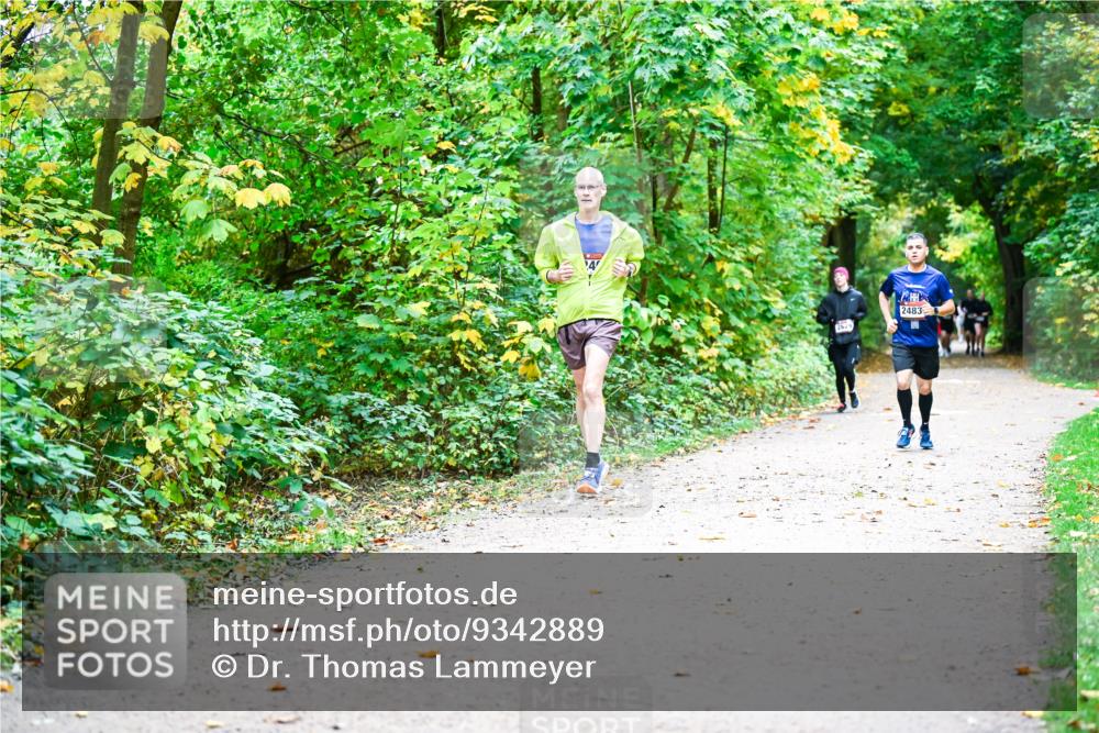 12.10.2025 - Bramfelder Halbmarathon 2025 Dr. Thomas Lammeyer http://msf.ph/oto/9342889 12.10.2025 09:56:24 Laufen 2629, 2483 meine-sportfotos.de