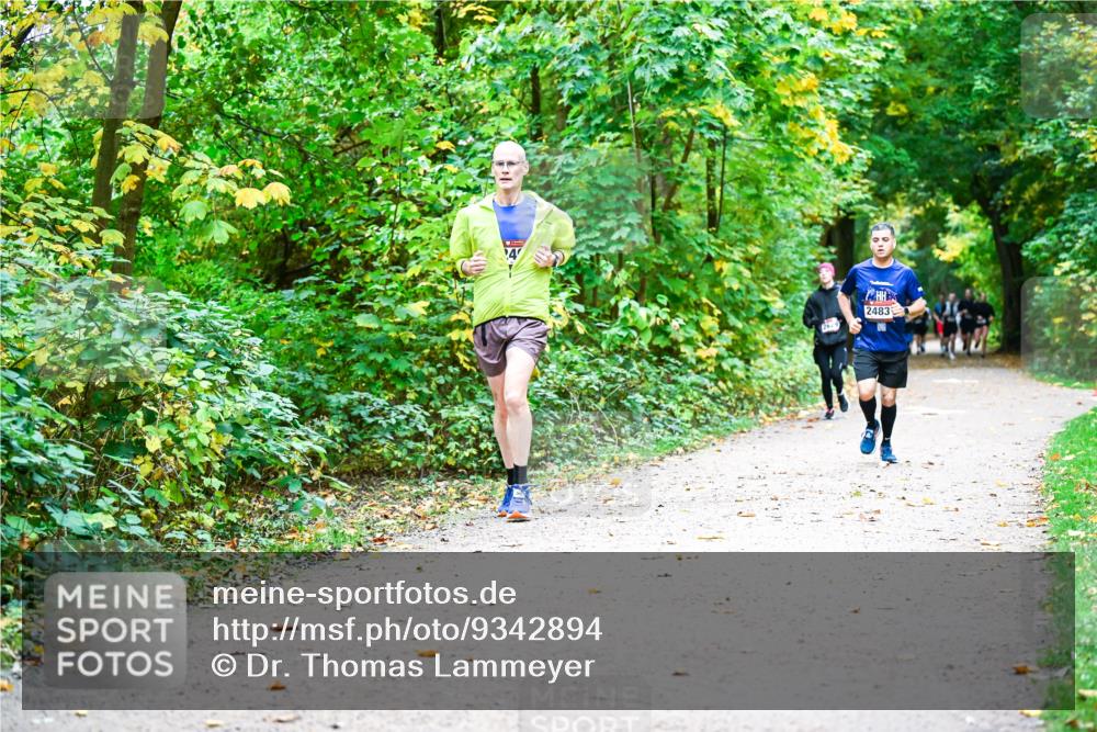 12.10.2025 - Bramfelder Halbmarathon 2025 Dr. Thomas Lammeyer http://msf.ph/oto/9342894 12.10.2025 09:56:24 Laufen 2629, 2483 meine-sportfotos.de