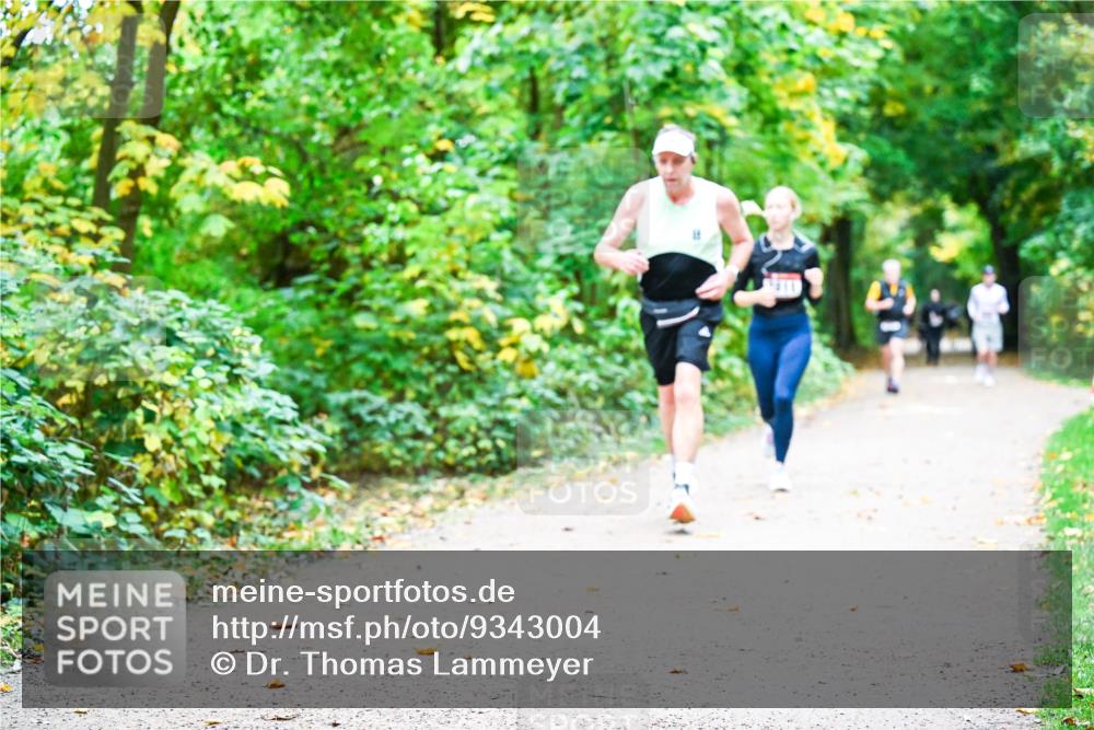 12.10.2025 - Bramfelder Halbmarathon 2025 Dr. Thomas Lammeyer http://msf.ph/oto/9343004 12.10.2025 09:56:51 Laufen  meine-sportfotos.de