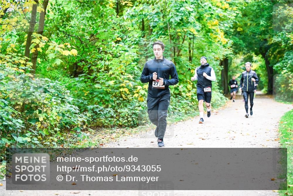 12.10.2025 - Bramfelder Halbmarathon 2025 Dr. Thomas Lammeyer http://msf.ph/oto/9343055 12.10.2025 09:57:05 Laufen 27, 2471 meine-sportfotos.de