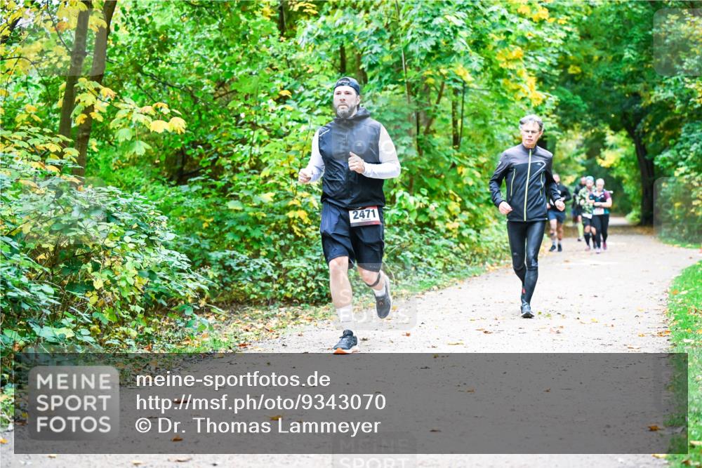 12.10.2025 - Bramfelder Halbmarathon 2025 Dr. Thomas Lammeyer http://msf.ph/oto/9343070 12.10.2025 09:57:07 Laufen 2471 meine-sportfotos.de