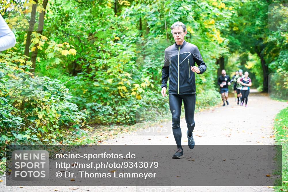 12.10.2025 - Bramfelder Halbmarathon 2025 Dr. Thomas Lammeyer http://msf.ph/oto/9343079 12.10.2025 09:57:09 Laufen  meine-sportfotos.de