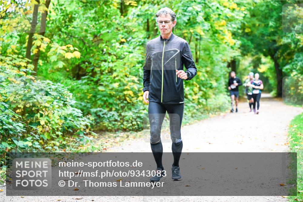 12.10.2025 - Bramfelder Halbmarathon 2025 Dr. Thomas Lammeyer http://msf.ph/oto/9343083 12.10.2025 09:57:09 Laufen  meine-sportfotos.de