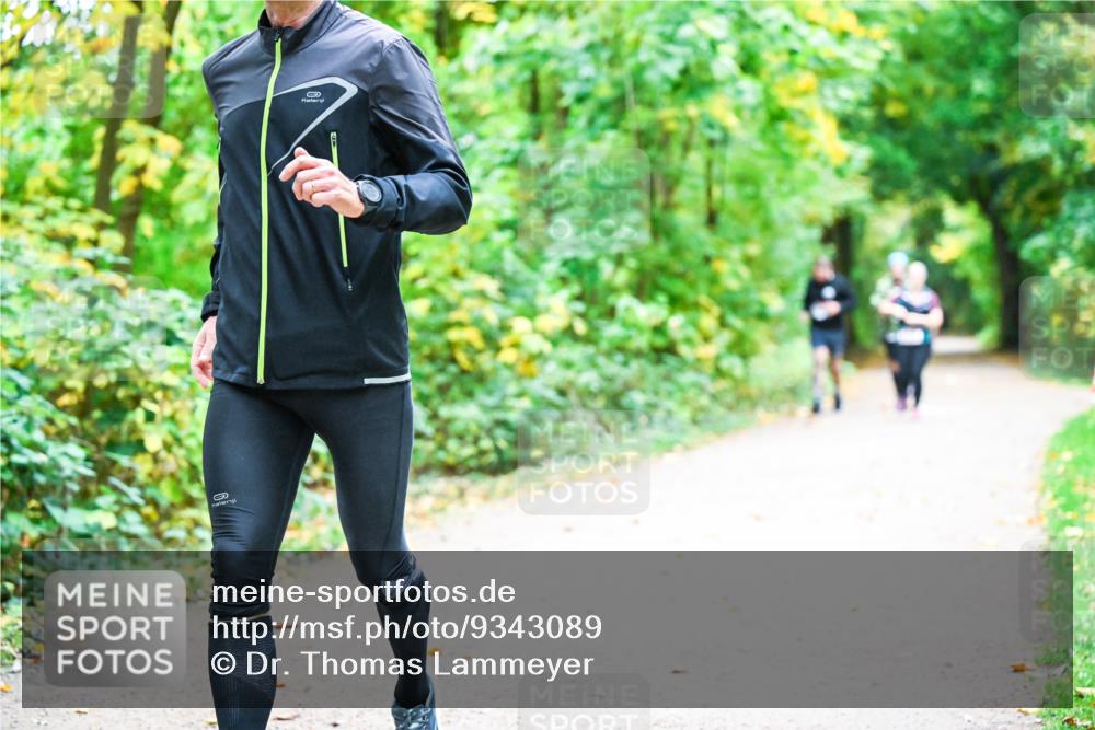 12.10.2025 - Bramfelder Halbmarathon 2025 Dr. Thomas Lammeyer http://msf.ph/oto/9343089 12.10.2025 09:57:10 Laufen  meine-sportfotos.de