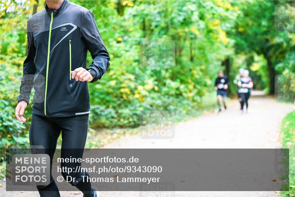 12.10.2025 - Bramfelder Halbmarathon 2025 Dr. Thomas Lammeyer http://msf.ph/oto/9343090 12.10.2025 09:57:10 Laufen  meine-sportfotos.de