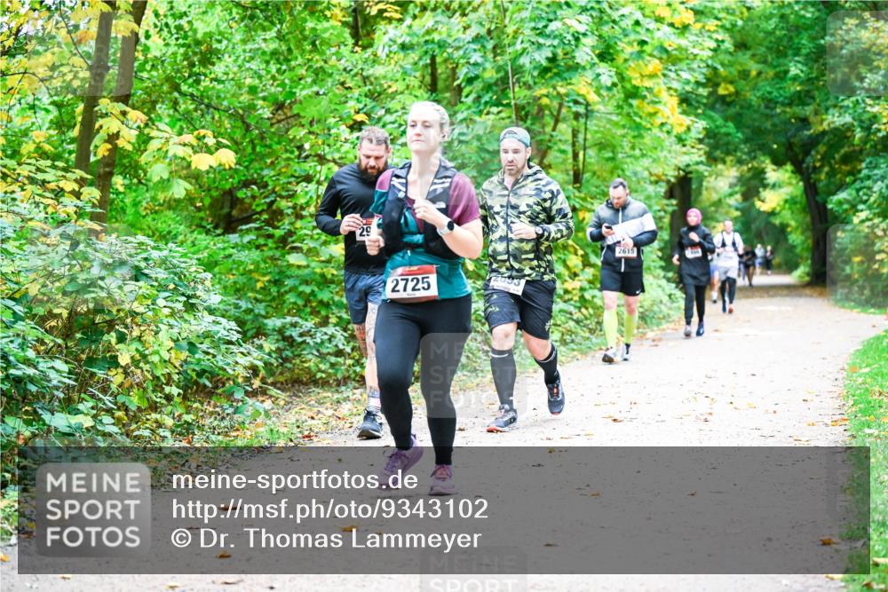 12.10.2025 - Bramfelder Halbmarathon 2025 Dr. Thomas Lammeyer http://msf.ph/oto/9343102 12.10.2025 09:57:16 Laufen 29, 2725, 2615 meine-sportfotos.de