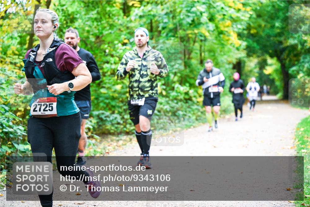 12.10.2025 - Bramfelder Halbmarathon 2025 Dr. Thomas Lammeyer http://msf.ph/oto/9343106 12.10.2025 09:57:17 Laufen 2725, 1053 meine-sportfotos.de