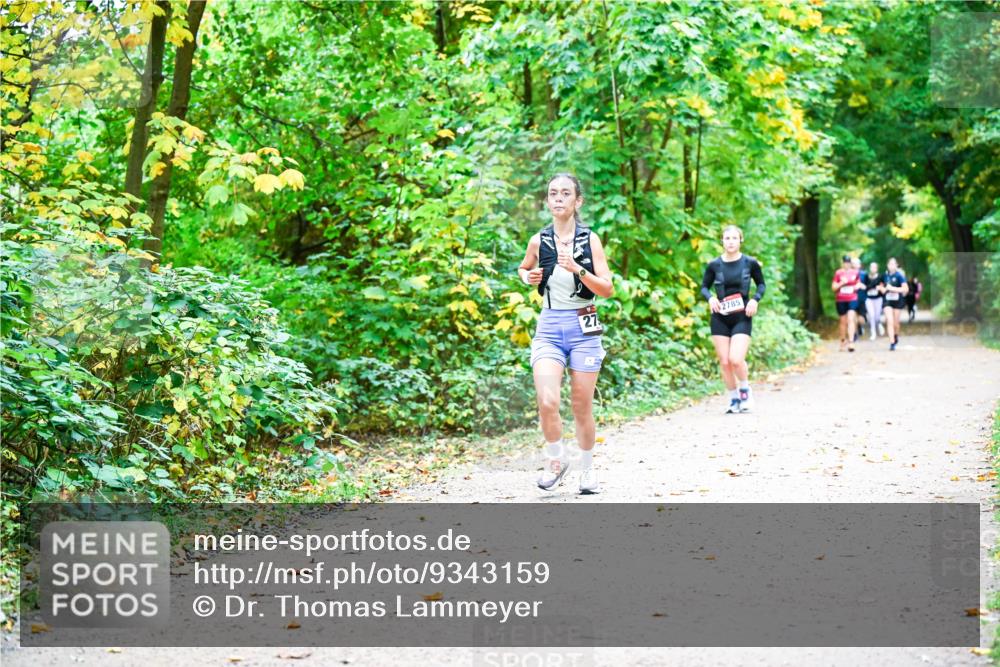 12.10.2025 - Bramfelder Halbmarathon 2025 Dr. Thomas Lammeyer http://msf.ph/oto/9343159 12.10.2025 09:57:27 Laufen 27, 2785 meine-sportfotos.de