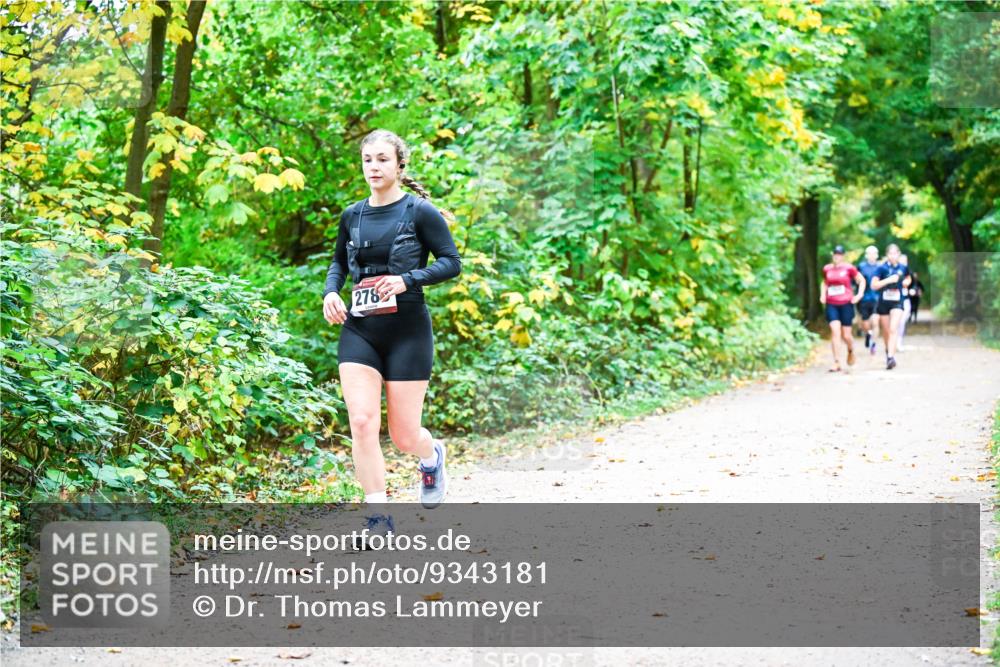12.10.2025 - Bramfelder Halbmarathon 2025 Dr. Thomas Lammeyer http://msf.ph/oto/9343181 12.10.2025 09:57:31 Laufen 278 meine-sportfotos.de