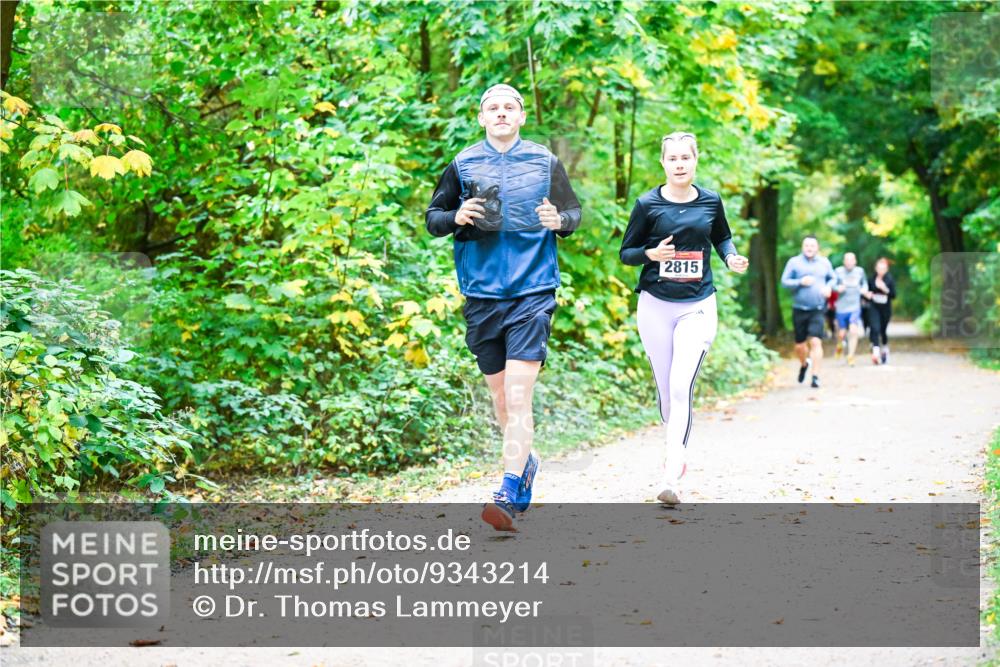 12.10.2025 - Bramfelder Halbmarathon 2025 Dr. Thomas Lammeyer http://msf.ph/oto/9343214 12.10.2025 09:57:40 Laufen 2815 meine-sportfotos.de