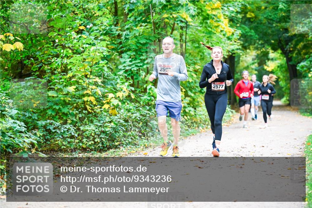 12.10.2025 - Bramfelder Halbmarathon 2025 Dr. Thomas Lammeyer http://msf.ph/oto/9343236 12.10.2025 09:57:51 Laufen 250, 2577 meine-sportfotos.de