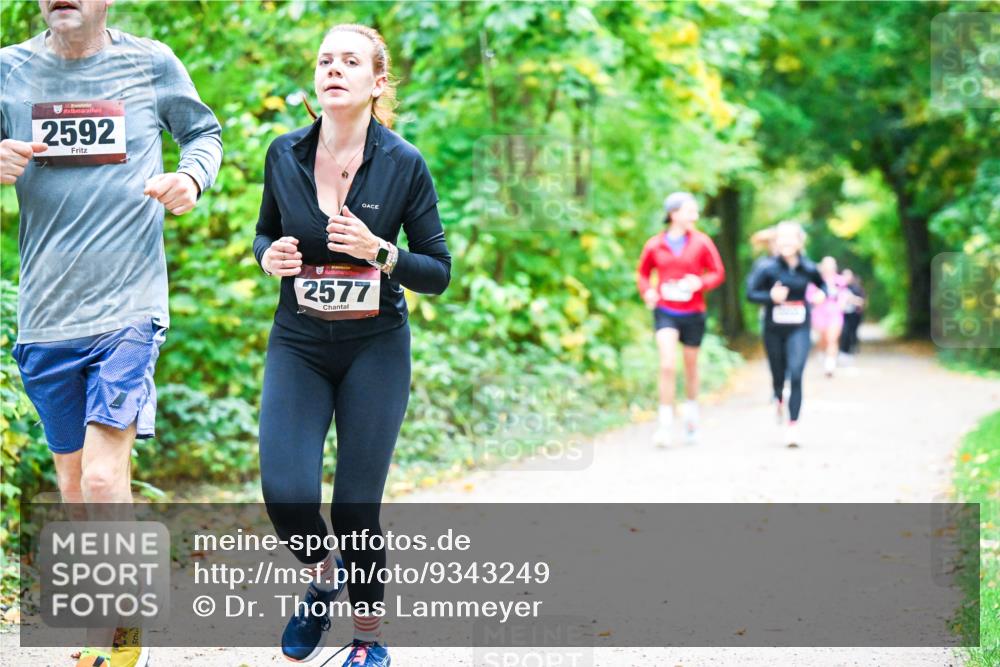12.10.2025 - Bramfelder Halbmarathon 2025 Dr. Thomas Lammeyer http://msf.ph/oto/9343249 12.10.2025 09:57:53 Laufen 2592, 2577 meine-sportfotos.de