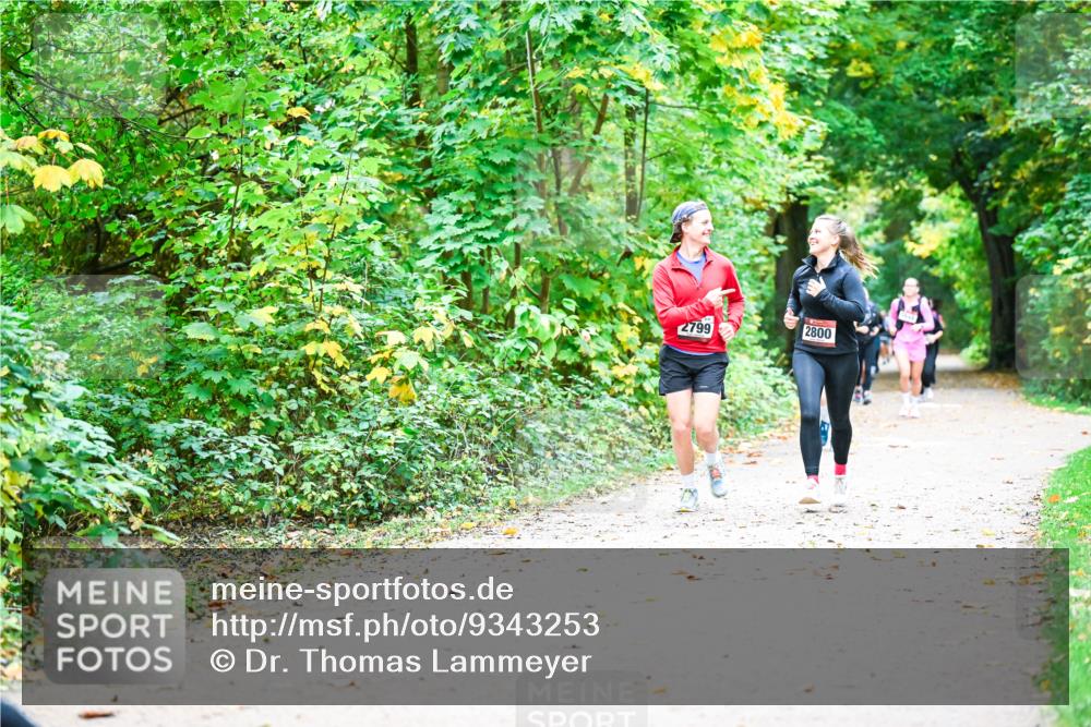 12.10.2025 - Bramfelder Halbmarathon 2025 Dr. Thomas Lammeyer http://msf.ph/oto/9343253 12.10.2025 09:57:54 Laufen 799, 2800 meine-sportfotos.de