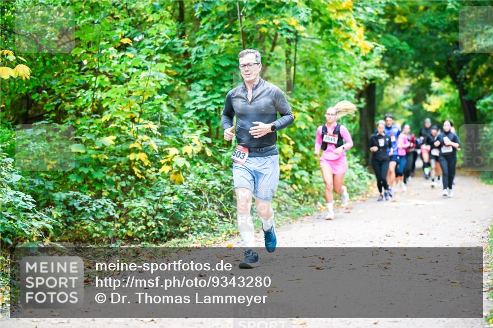12.10.2025 - Bramfelder Halbmarathon 2025 Dr. Thomas Lammeyer http://msf.ph/oto/9343280 12.10.2025 09:57:59 Laufen 503, 2645 meine-sportfotos.de