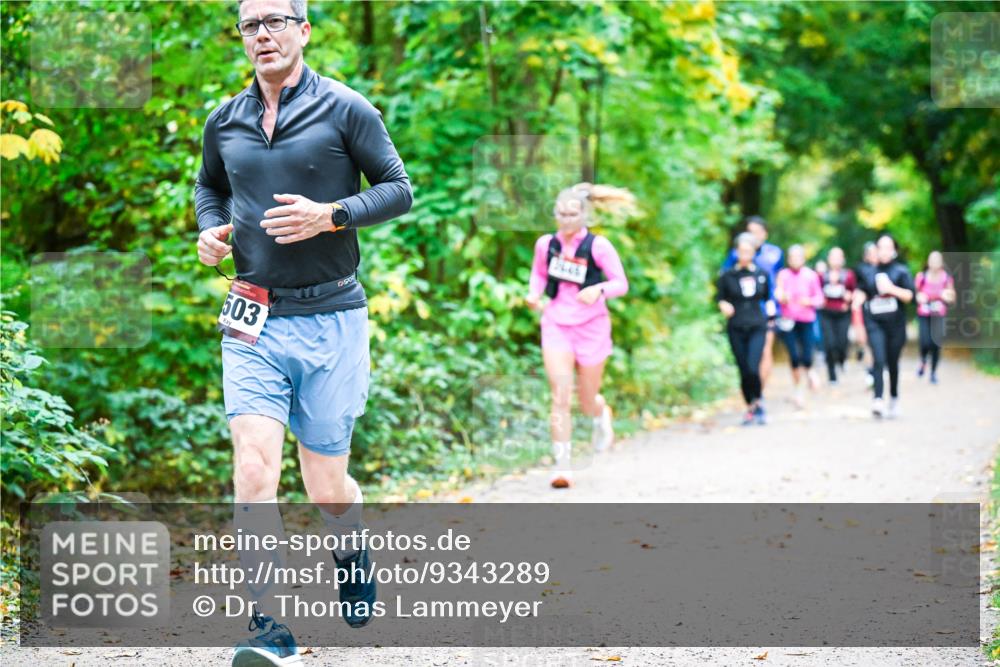 12.10.2025 - Bramfelder Halbmarathon 2025 Dr. Thomas Lammeyer http://msf.ph/oto/9343289 12.10.2025 09:58:00 Laufen 503, 1645 meine-sportfotos.de