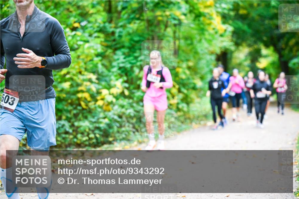 12.10.2025 - Bramfelder Halbmarathon 2025 Dr. Thomas Lammeyer http://msf.ph/oto/9343292 12.10.2025 09:58:01 Laufen 503 meine-sportfotos.de