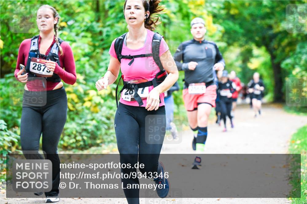 12.10.2025 - Bramfelder Halbmarathon 2025 Dr. Thomas Lammeyer http://msf.ph/oto/9343346 12.10.2025 09:58:11 Laufen 2875, 20, 84 meine-sportfotos.de