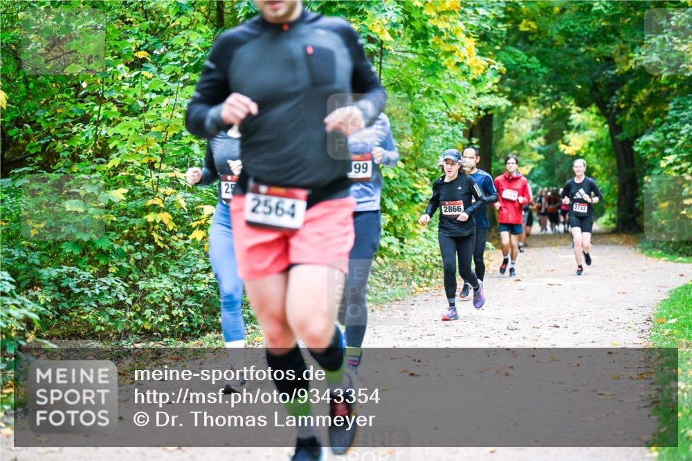 12.10.2025 - Bramfelder Halbmarathon 2025 Dr. Thomas Lammeyer http://msf.ph/oto/9343354 12.10.2025 09:58:12 Laufen 25, 2564, 99, 2866 meine-sportfotos.de