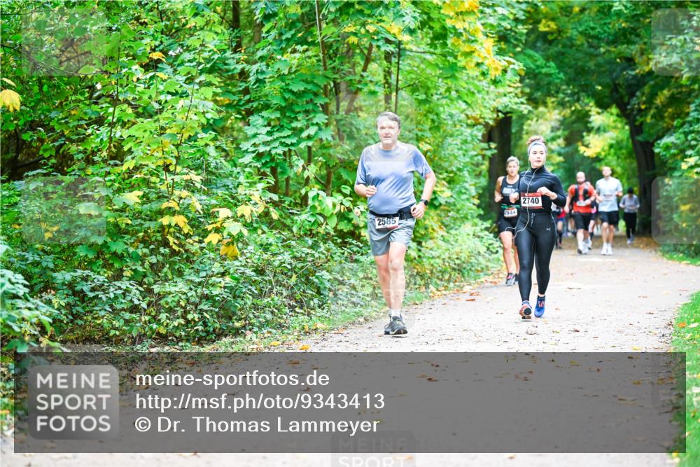 12.10.2025 - Bramfelder Halbmarathon 2025 Dr. Thomas Lammeyer http://msf.ph/oto/9343413 12.10.2025 09:58:22 Laufen 2585, 2740 meine-sportfotos.de