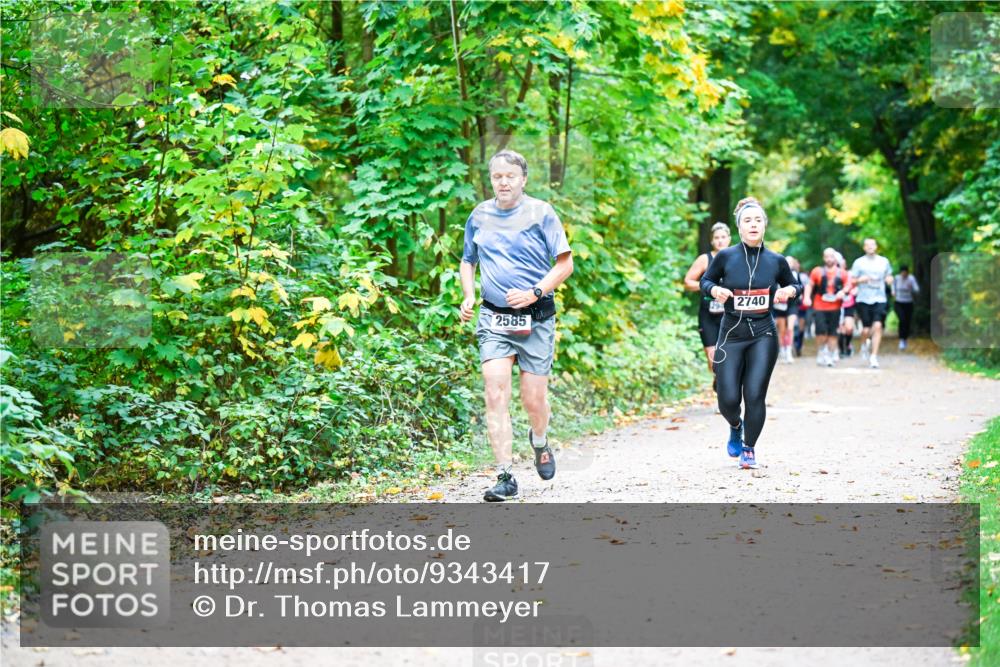 12.10.2025 - Bramfelder Halbmarathon 2025 Dr. Thomas Lammeyer http://msf.ph/oto/9343417 12.10.2025 09:58:23 Laufen 2740, 2585 meine-sportfotos.de