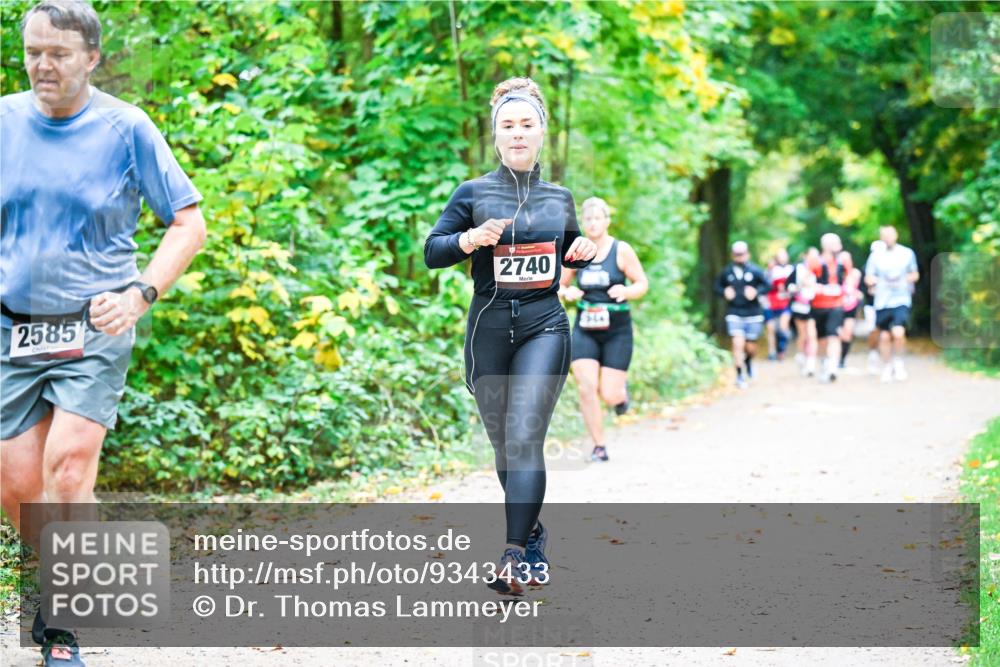 12.10.2025 - Bramfelder Halbmarathon 2025 Dr. Thomas Lammeyer http://msf.ph/oto/9343433 12.10.2025 09:58:25 Laufen 2585, 2740 meine-sportfotos.de