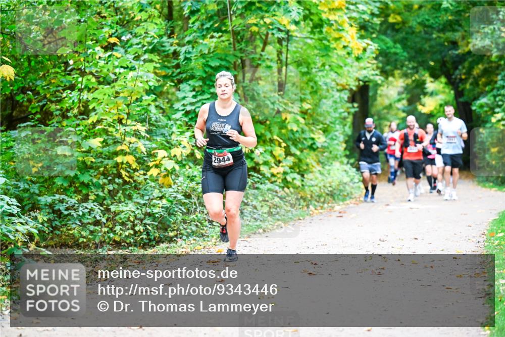12.10.2025 - Bramfelder Halbmarathon 2025 Dr. Thomas Lammeyer http://msf.ph/oto/9343446 12.10.2025 09:58:27 Laufen 2944 meine-sportfotos.de