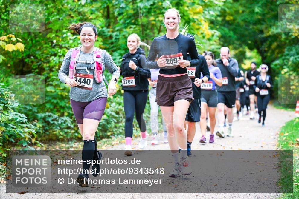 12.10.2025 - Bramfelder Halbmarathon 2025 Dr. Thomas Lammeyer http://msf.ph/oto/9343548 12.10.2025 09:58:46 Laufen 2440, 2702, 269, 62, 2679 meine-sportfotos.de