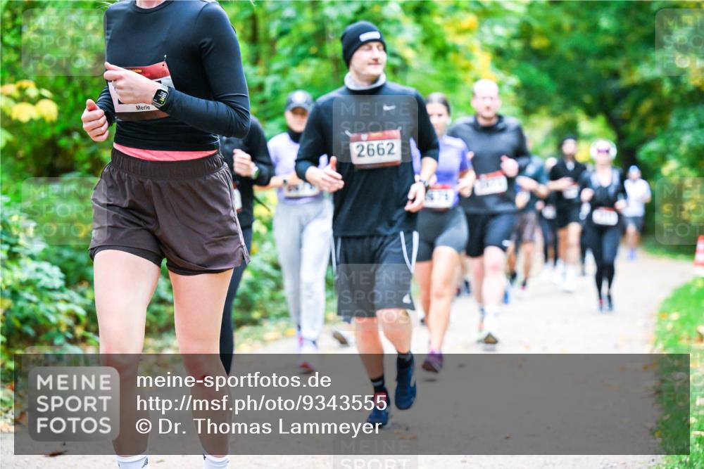 12.10.2025 - Bramfelder Halbmarathon 2025 Dr. Thomas Lammeyer http://msf.ph/oto/9343555 12.10.2025 09:58:47 Laufen 2662 meine-sportfotos.de