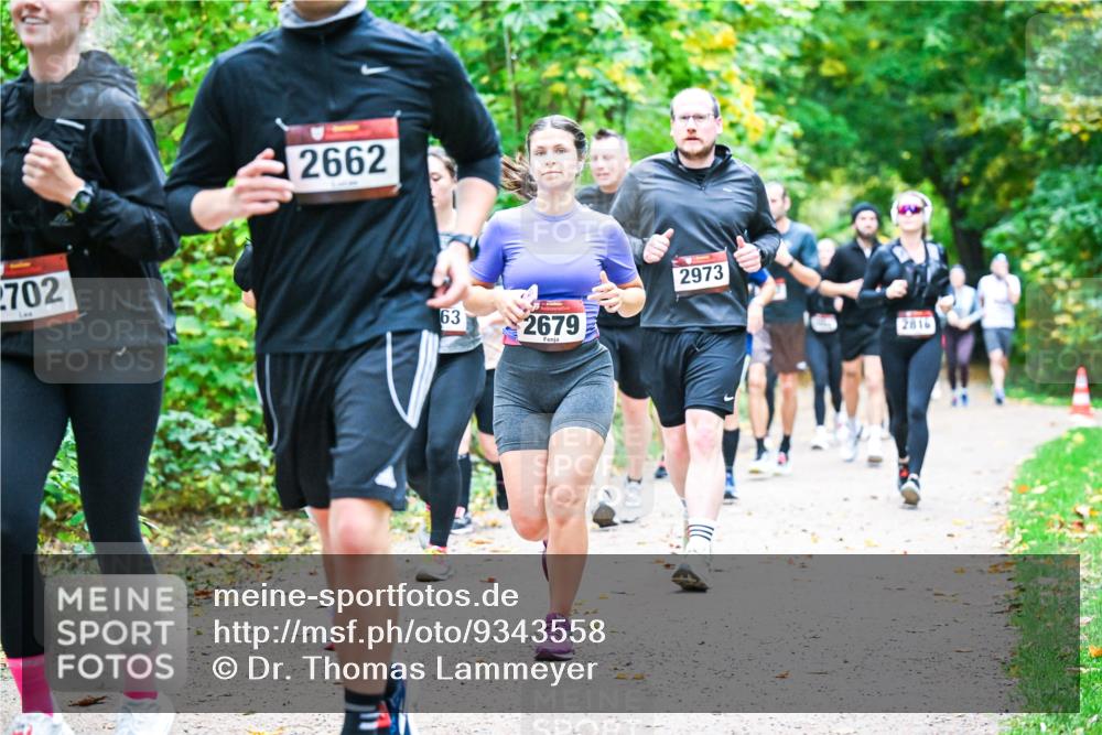 12.10.2025 - Bramfelder Halbmarathon 2025 Dr. Thomas Lammeyer http://msf.ph/oto/9343558 12.10.2025 09:58:48 Laufen 2702, 2662, 63, 2679, 2973, 20, 2816 meine-sportfotos.de