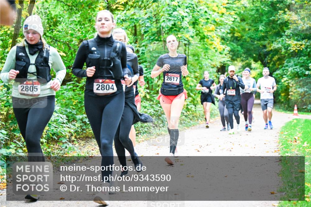 12.10.2025 - Bramfelder Halbmarathon 2025 Dr. Thomas Lammeyer http://msf.ph/oto/9343590 12.10.2025 09:58:54 Laufen 2805, 2804, 2617, 2722, 2682, 2767 meine-sportfotos.de