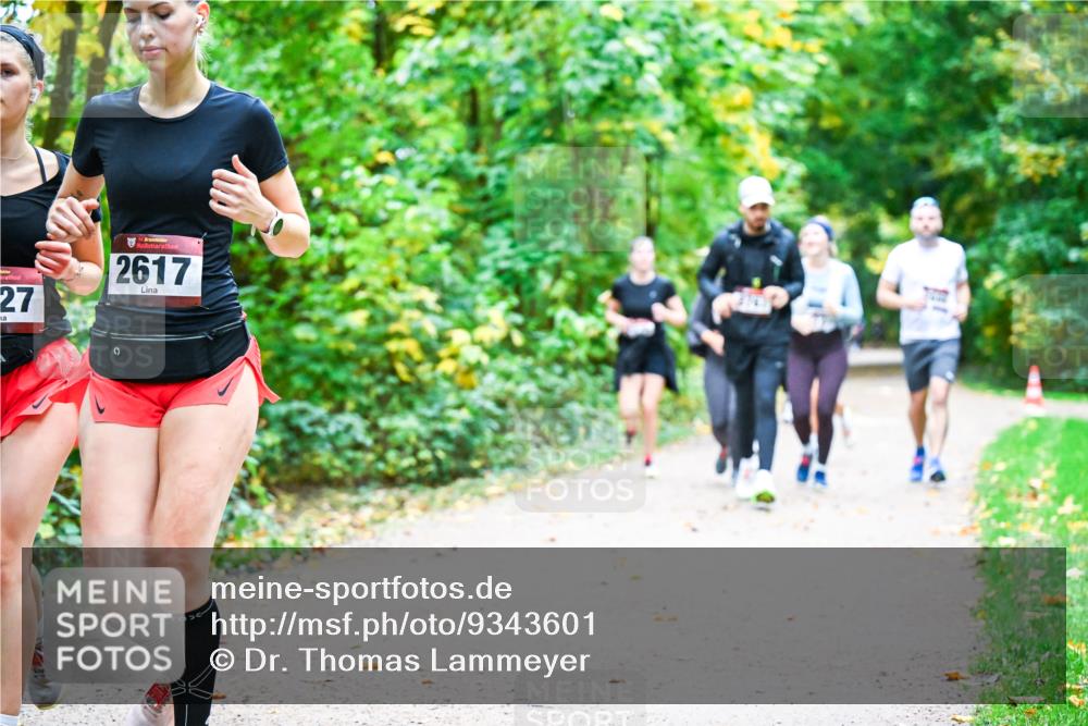 12.10.2025 - Bramfelder Halbmarathon 2025 Dr. Thomas Lammeyer http://msf.ph/oto/9343601 12.10.2025 09:58:56 Laufen 27, 2617, 0 meine-sportfotos.de