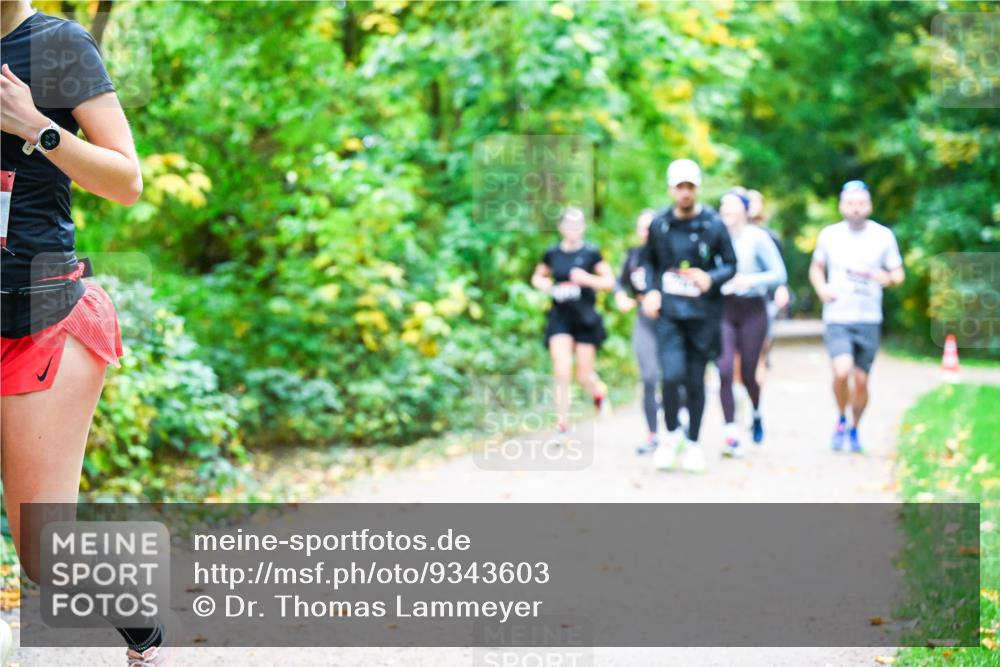 12.10.2025 - Bramfelder Halbmarathon 2025 Dr. Thomas Lammeyer http://msf.ph/oto/9343603 12.10.2025 09:58:56 Laufen  meine-sportfotos.de
