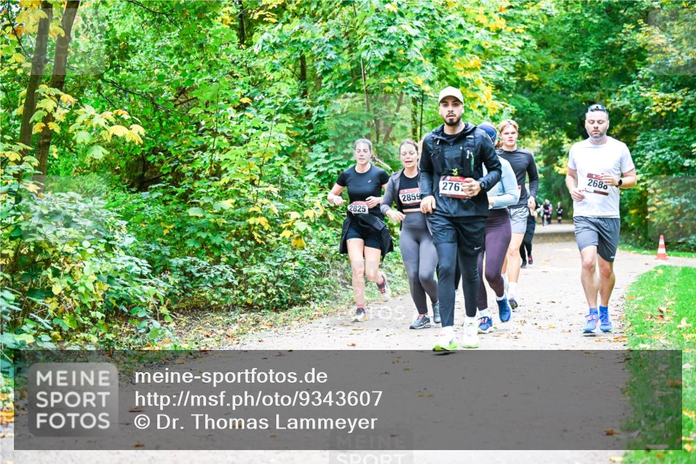 12.10.2025 - Bramfelder Halbmarathon 2025 Dr. Thomas Lammeyer http://msf.ph/oto/9343607 12.10.2025 09:58:57 Laufen 2680, 2763, 2859, 2825 meine-sportfotos.de
